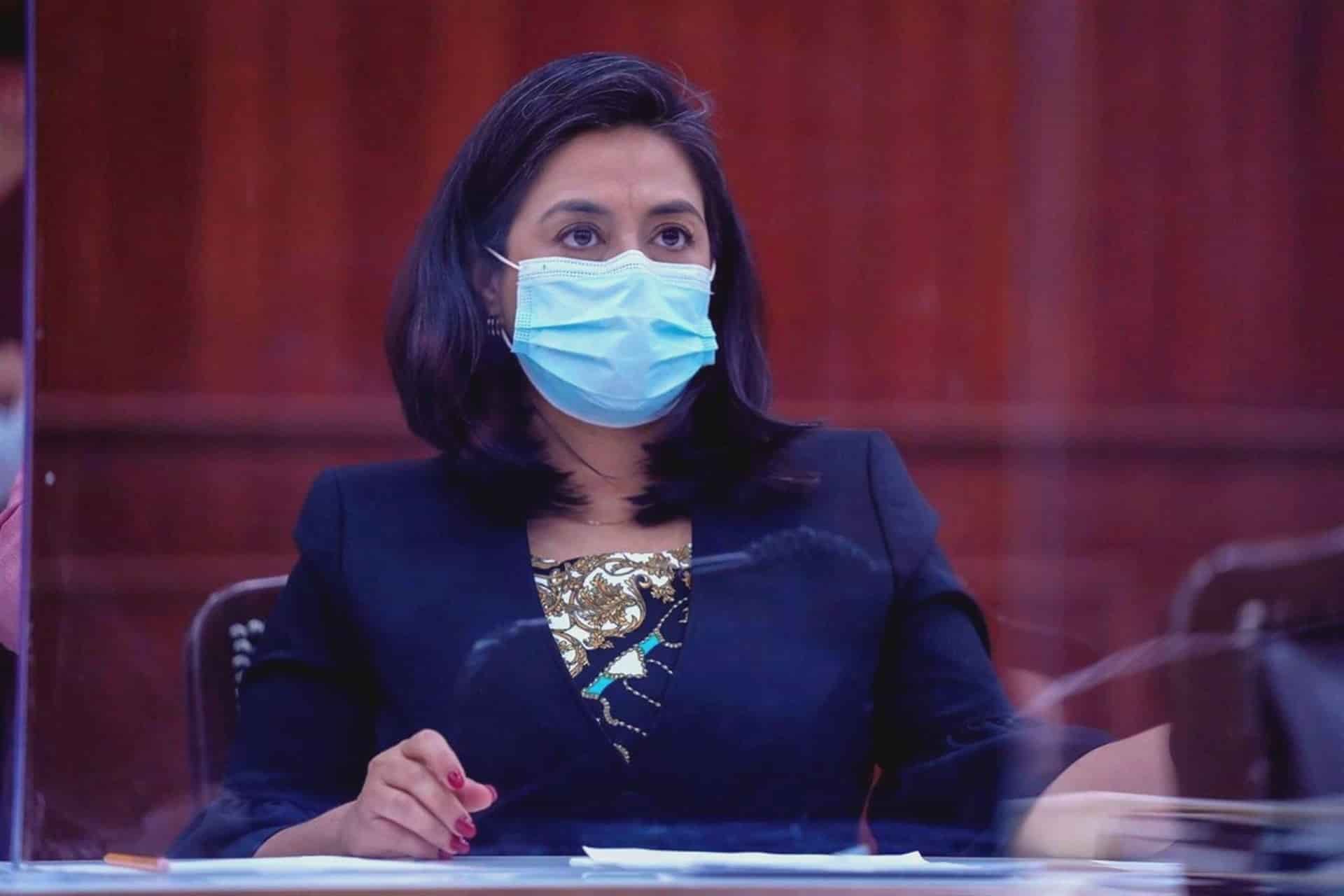 Fiscal debe rendir cuentas ante el Congreso: Cecilia Covarrubias