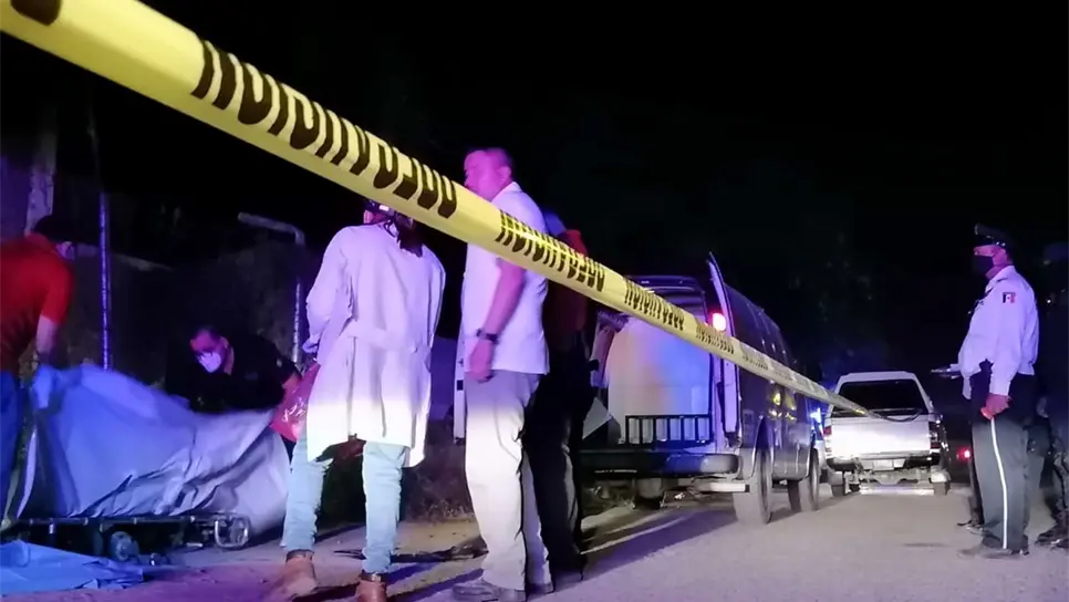 Muere una joven tras volcar en el municipio de Sinaloa