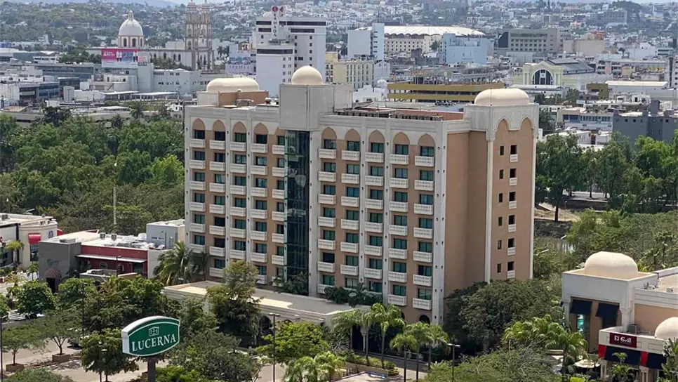 Hoteles de Culiacán, sin dinero y reservaciones