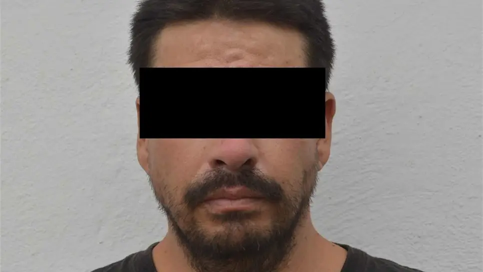 Escandalizaba en una calle y resultó con orden de aprehensión