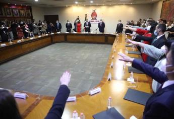 Quirino Ordaz Coppel designa a nuevos notarios públicos de Sinaloa