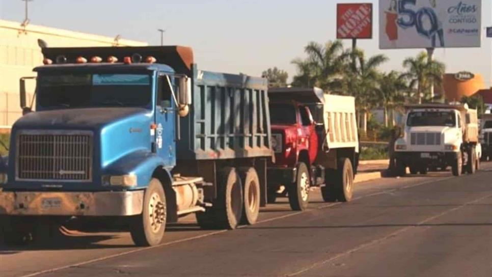 Trabaja solamente el 40 % de la flota de camiones: transportistas de carga