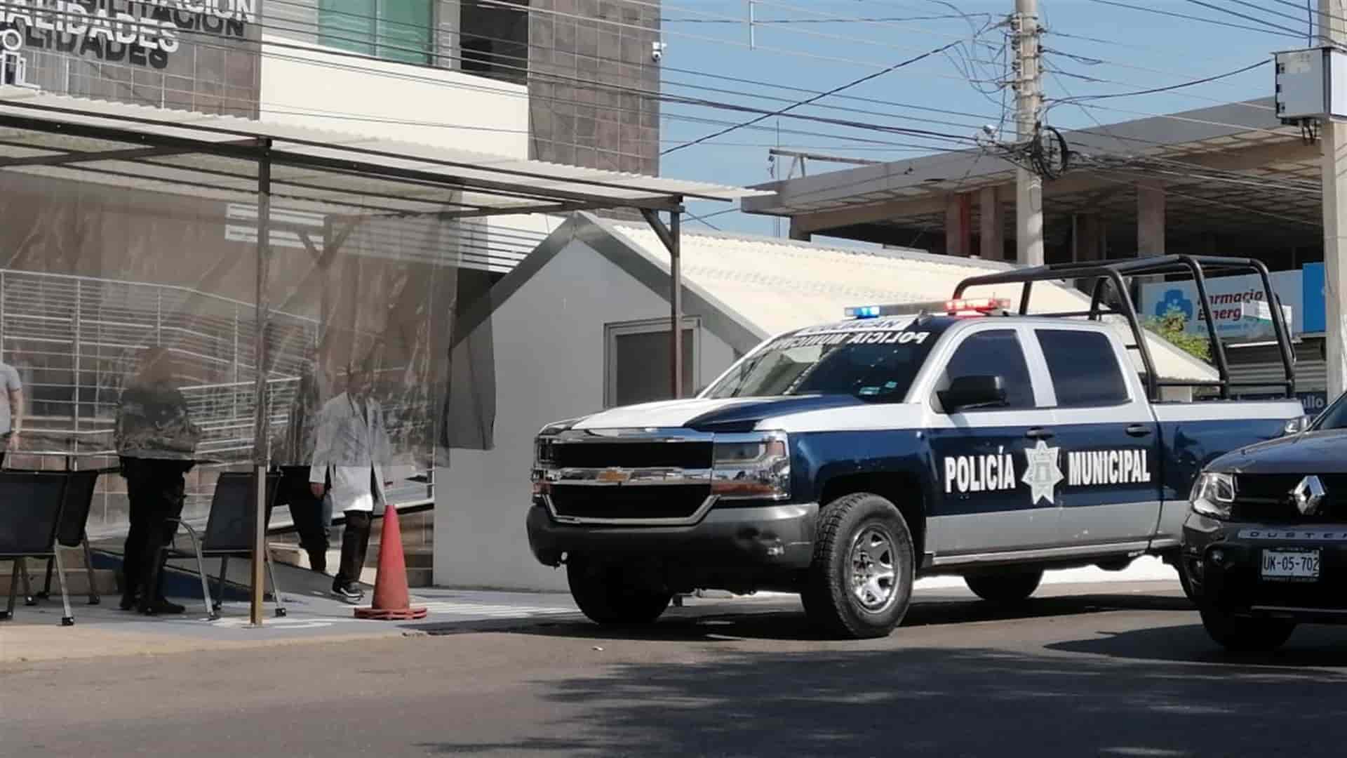 Balean a conductor de un Jeep en Culiacán