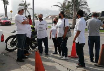 Demandan por la vía penal vendedores semifijos al alcalde de Mazatlán