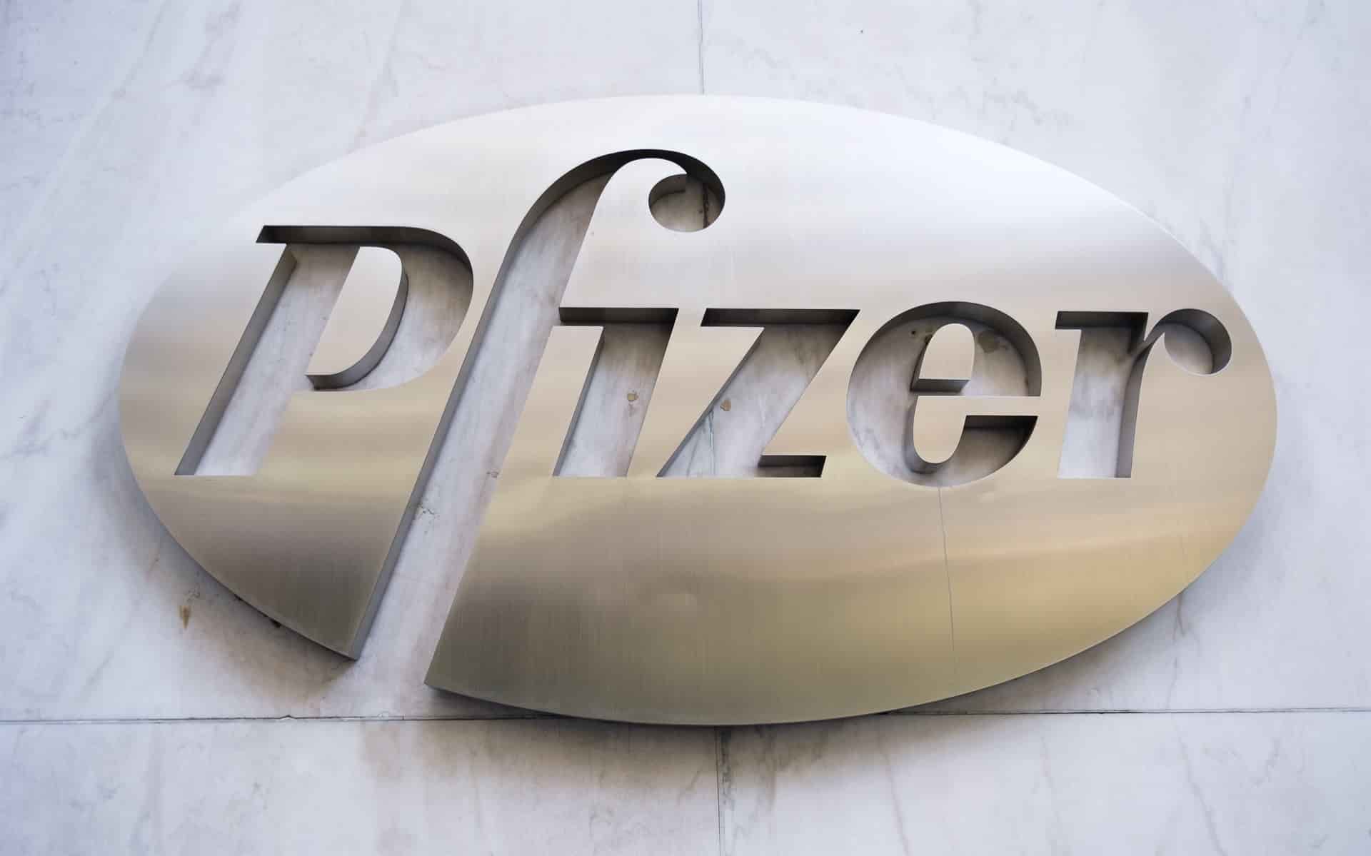 Pfizer entrega expediente de vacuna de Covid a Cofepris