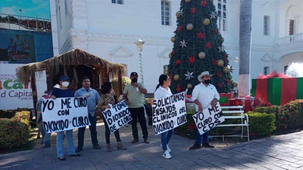 Exigen que el dióxido de cloro se utilice en hospitales; aseguran que cura el Covid-19