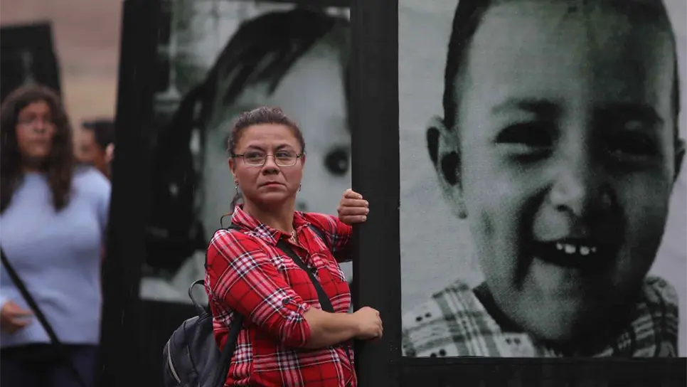 Familiares de niños que fallecieron en el incendio de la Guardería ABC de Hermosillo Sonora marchan por las calles de Ciudad de México (México). EFE/Sáshenka Gutiérrez/Archivo