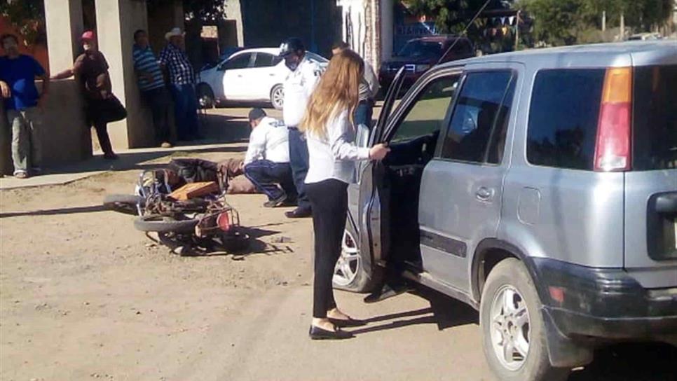 Accidente deja un motociclista lesionado en La Escalera, Guasave