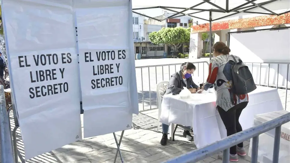 Baja participación ciudadana en encuesta que determinará el Carnaval de Mazatlán 2021
