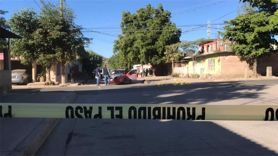 Acribillan a carrocero de la colonia Lázaro Cárdenas, al sur de Culiacán