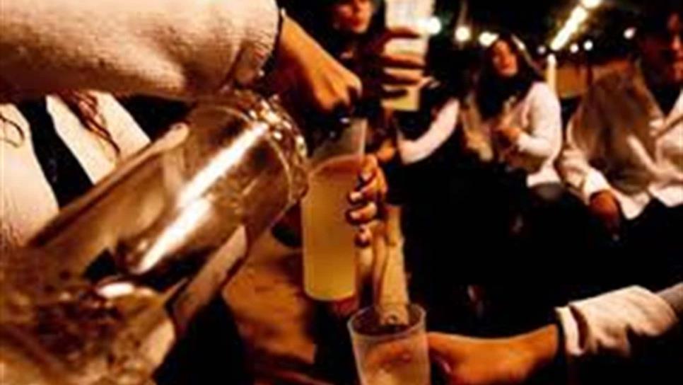 Llama Salud a no abusar del alcohol en diciembre