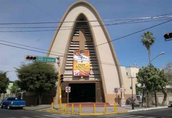 Iglesia del Carmen ofrece 500 desayunos y comidas a los más necesitados diariamente