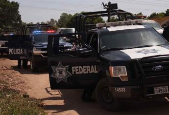 Policías federales y marinos golpean a un joven en el Centro de Los Mochis