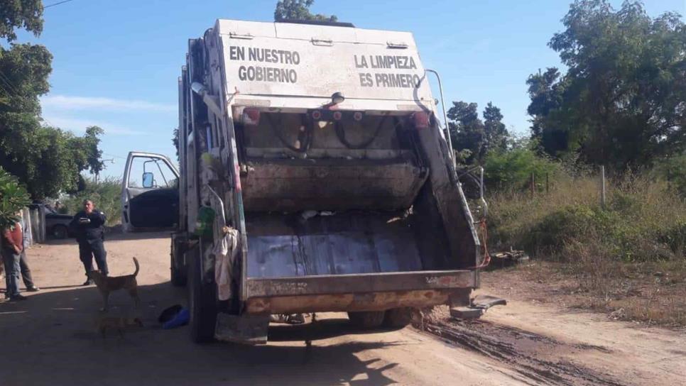 Camión recolector de basura de Mocorito atropella y mata a trabajador