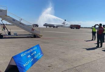 Reanudan vuelo Houston-Mazatlán