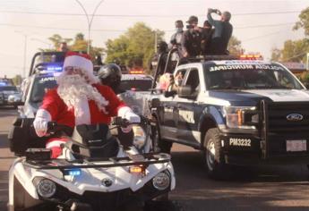 Policías de Ahome entregan más de 4 mil 800 juguetes en el Policlaus 2020