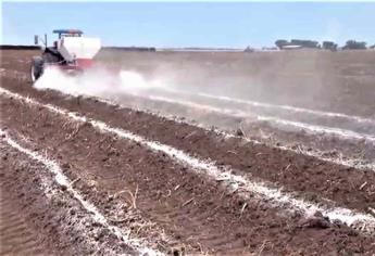 Listos agricultores para decir sí a planta de fertilizantes: Rojo Plascencia