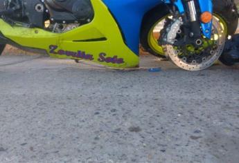 Embisten al “Zorrita” Soto en su motocicleta, en Los Mochis