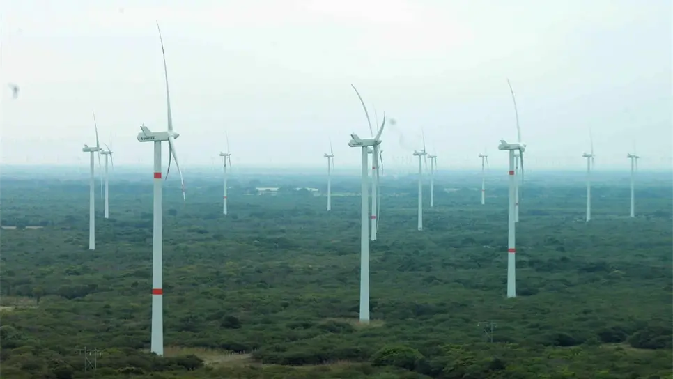 Vista general del 18 de octubre de 2020 de un campo generador de Energía Eólica . EFE/Francisco Santos/Archivo