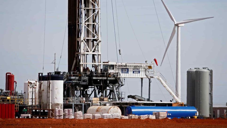 El petróleo de Texas abre con un alza del 1,78 %, hasta los 48,47 dólares