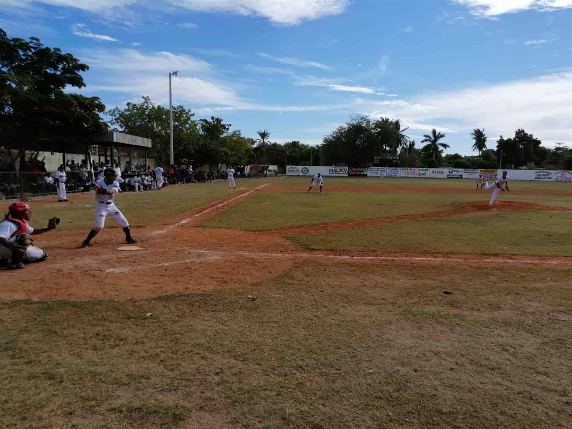 Inician Semifinales este domingo en la López Pineda