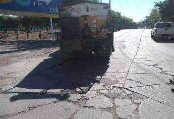 Ante las denuncias ciudadanas, Ayuntamiento de Culiacán reencarpeta calles de Terranova