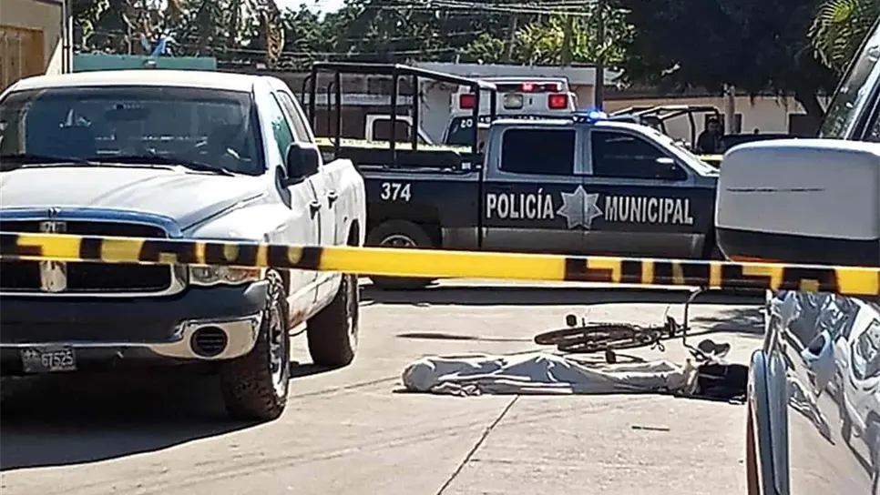 Riña con armas blancas deja un joven sin vida en Mazatlán
