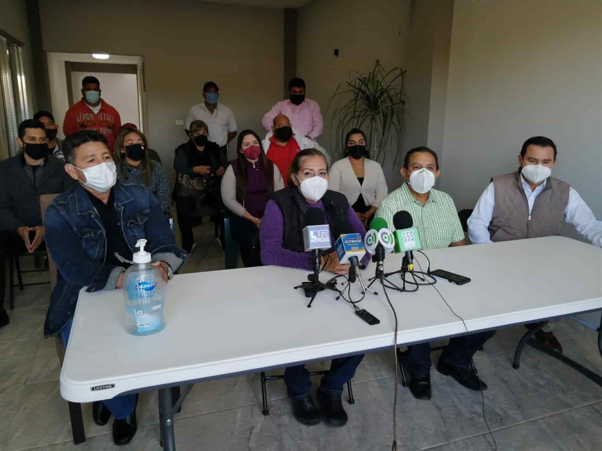 Grupo de morenistas respalda aspiración de “Billy” Chapman a la diputación federal