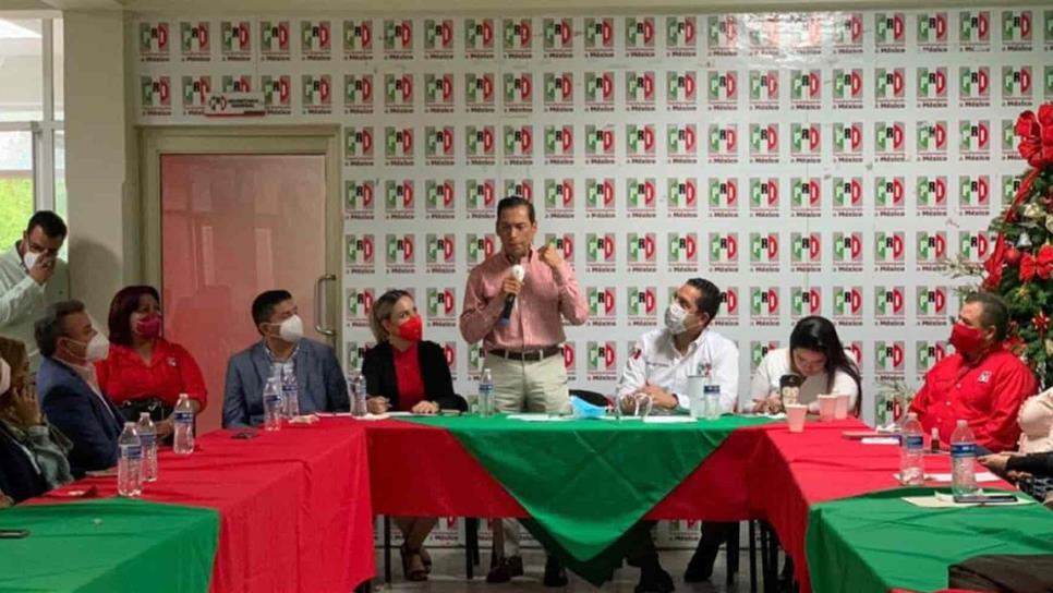 El PRI tiene a militantes dignos de representar a sinaloenses en la gubernatura: Carlos Iriarte