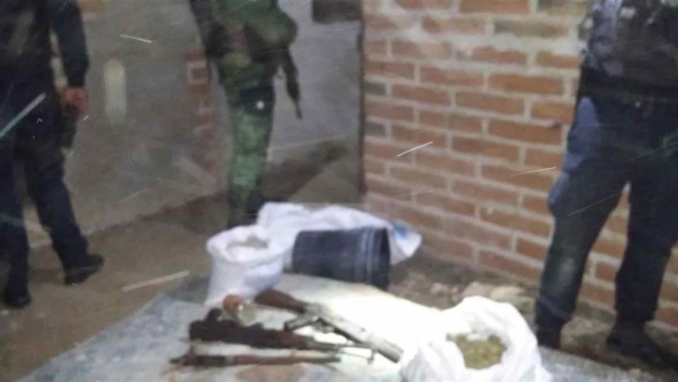 BOMU asegura dos AK-47, semilla y mariguana en El Triguito, Choix