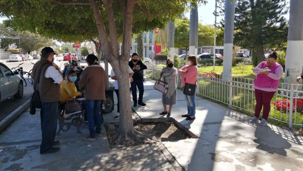 Protesta Antorcha Campesina en Ayuntamiento de Ahome; Secretaría recibe pliego petitorio