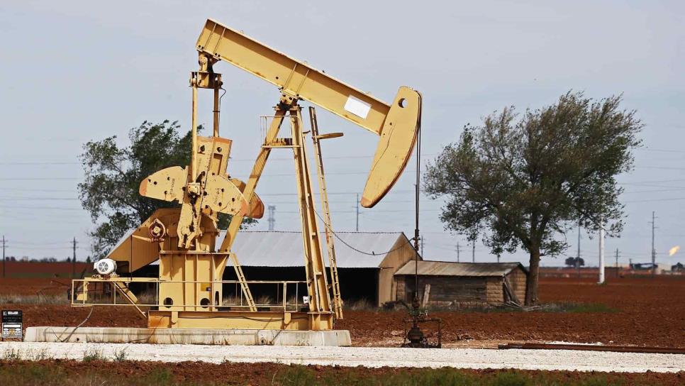 El petróleo de Texas abre con un descenso del 0,06 %, hasta 52,58 dólares