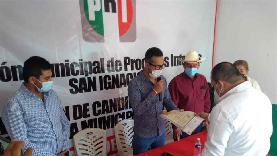 Se registran precandidatos del PRI a presidencias municipales
