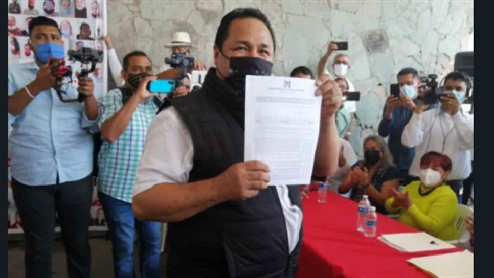 Fernando Pucheta se registra como precandidato del PRI a la alcaldía de Mazatlán