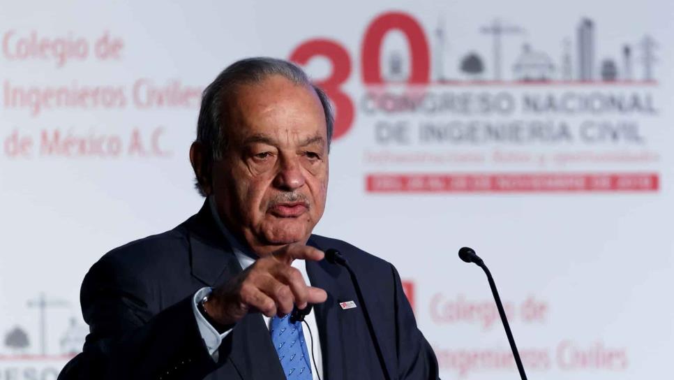 Carlos Slim sale del hospital tras contagio de Covid-19