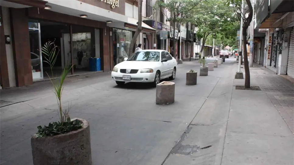 Locatarios del centro están contentos con el cierre de calles: Estrada Ferreiro
