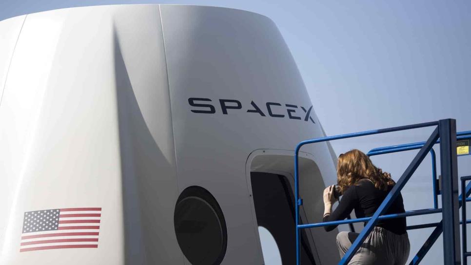 SpaceX, lista para lanzar otros 60 satélites Starlink tras posponer la misión