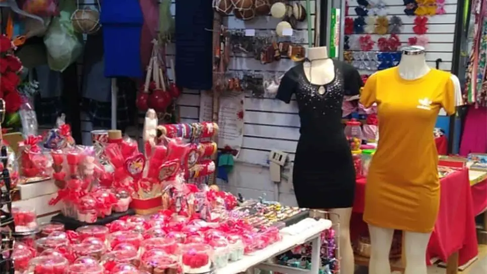 Caen ventas al 50% durante Día del Amor en Mercado Zona 030