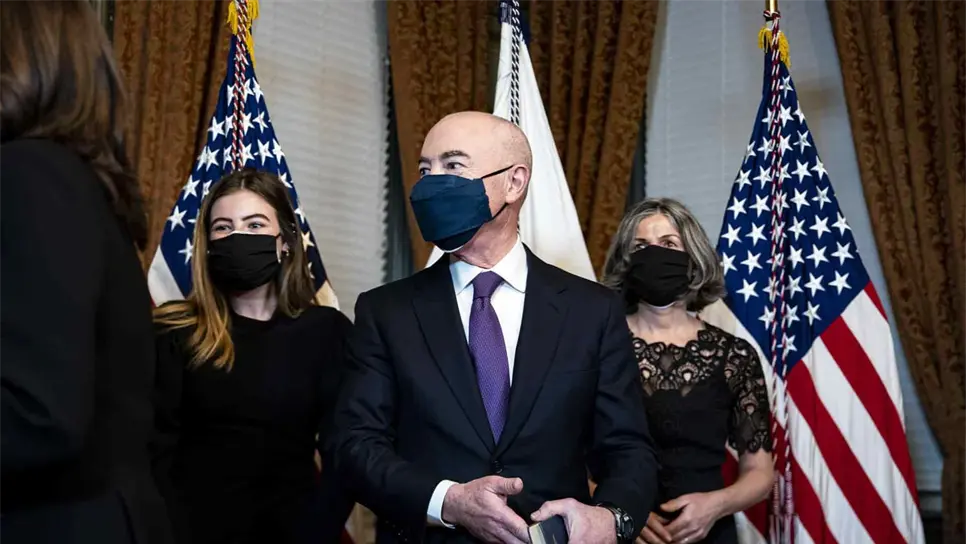 El secretario de Seguridad Nacional (DHS), Alejandro Mayorkas. EFE/EPA/Al Drago / POOL / Archivo