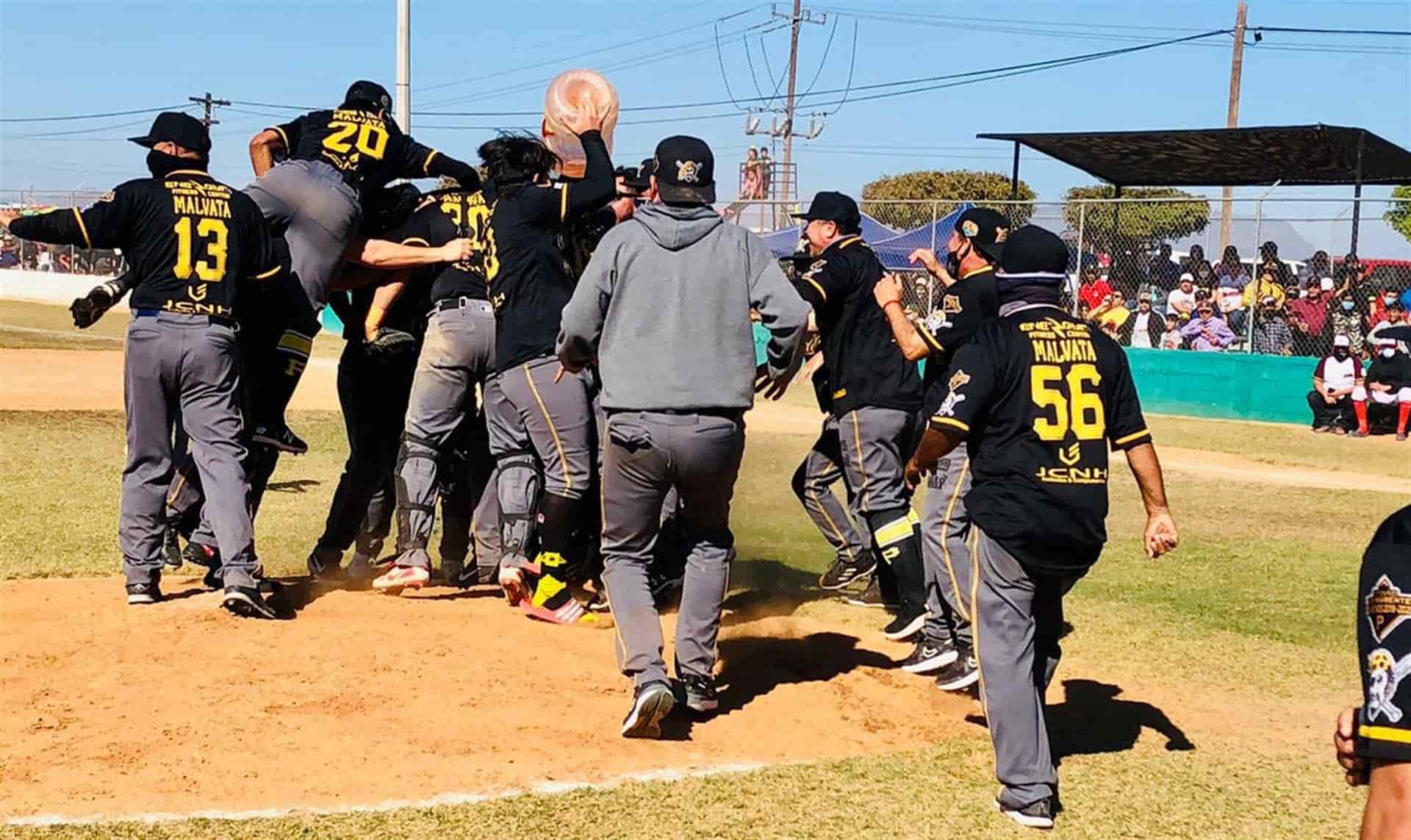Piratas de La Palma son bicampeones