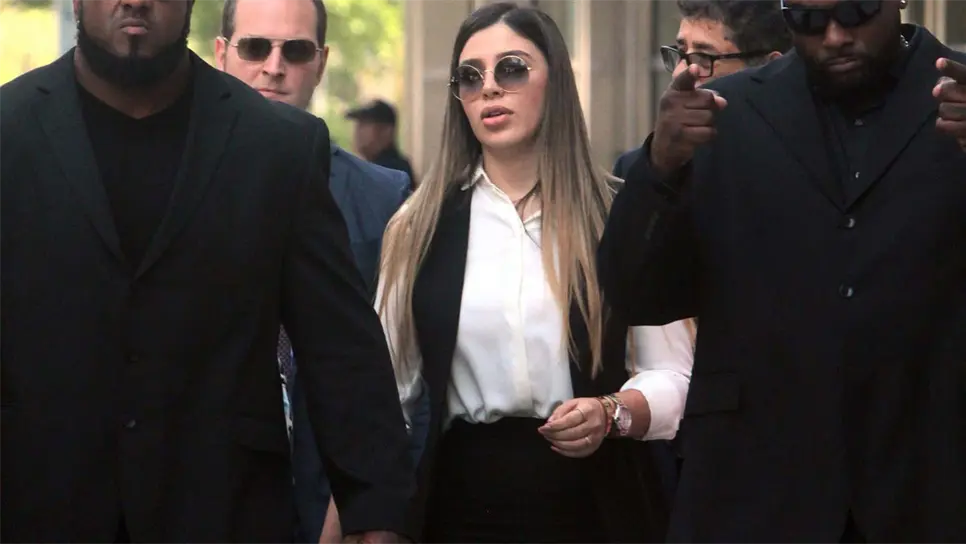 Esposa del Chapo, detenida sin fianza, afronta posible cadena perpetua