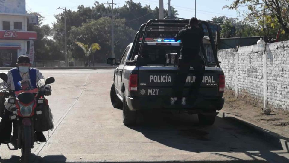 Detienen a un sujeto en Mazatlán por supuesta violencia intrafamiliar