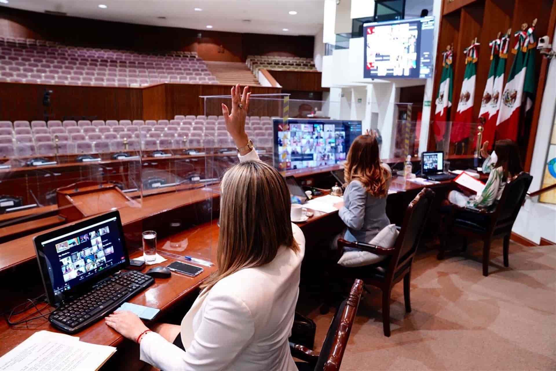 Aprueban 50 años de prisión a quien prive de la vida a personas de la comunidad LGBT+