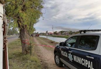 Localizan a hombre sin vida en un canal del ejido 5 de Mayo