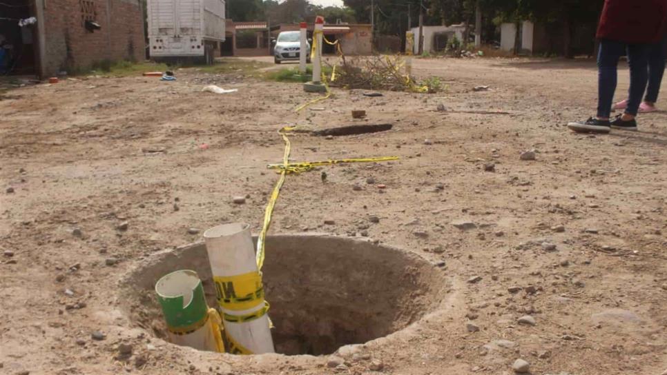 Vecinos de Las Calaveras amenazan con tomar la México 15 por fallas en el drenaje
