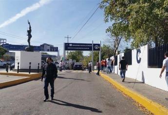 Se manifiestan trabajadores sindicalizados del Tec de Culiacán