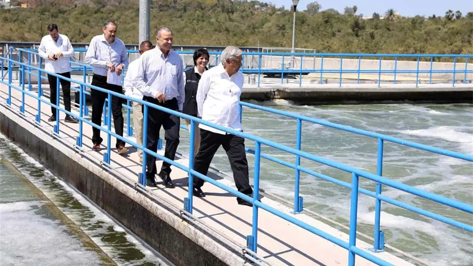 AMLO inaugura plantas de tratamiento en Mazatlán