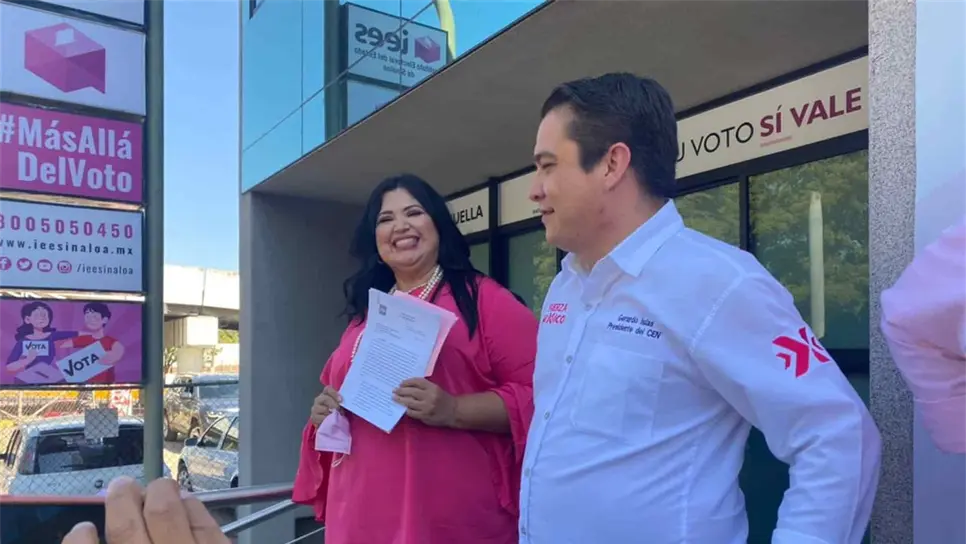 Rosa Elena Millán se registra ante el IEES como candidata a la gubernatura de Sinaloa