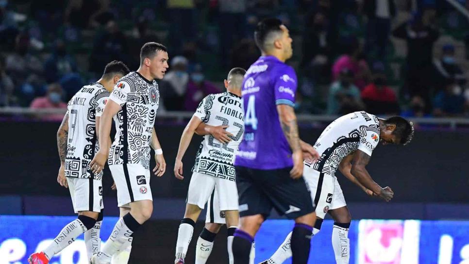 Un error defensivo provoca la derrota del Mazatlán FC