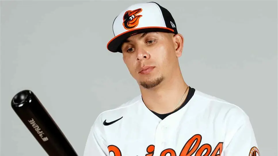 Ramón Urías peleará espacio con exnaranjero en Orioles